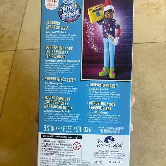 The Elf on the Shelf MagiFreez® Retro Rad 80's Accessories- - Picture 2 of 3